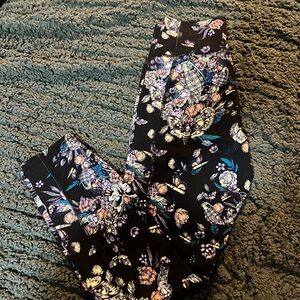 Floral and Grenades  Black Leggings
